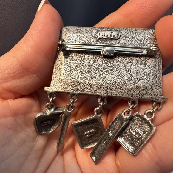 Signed JJ ‘Teacher Chalkboard’ Dangle Pin – New Old Stock – Boutique Card – 2.5 - Picture 3 of 6